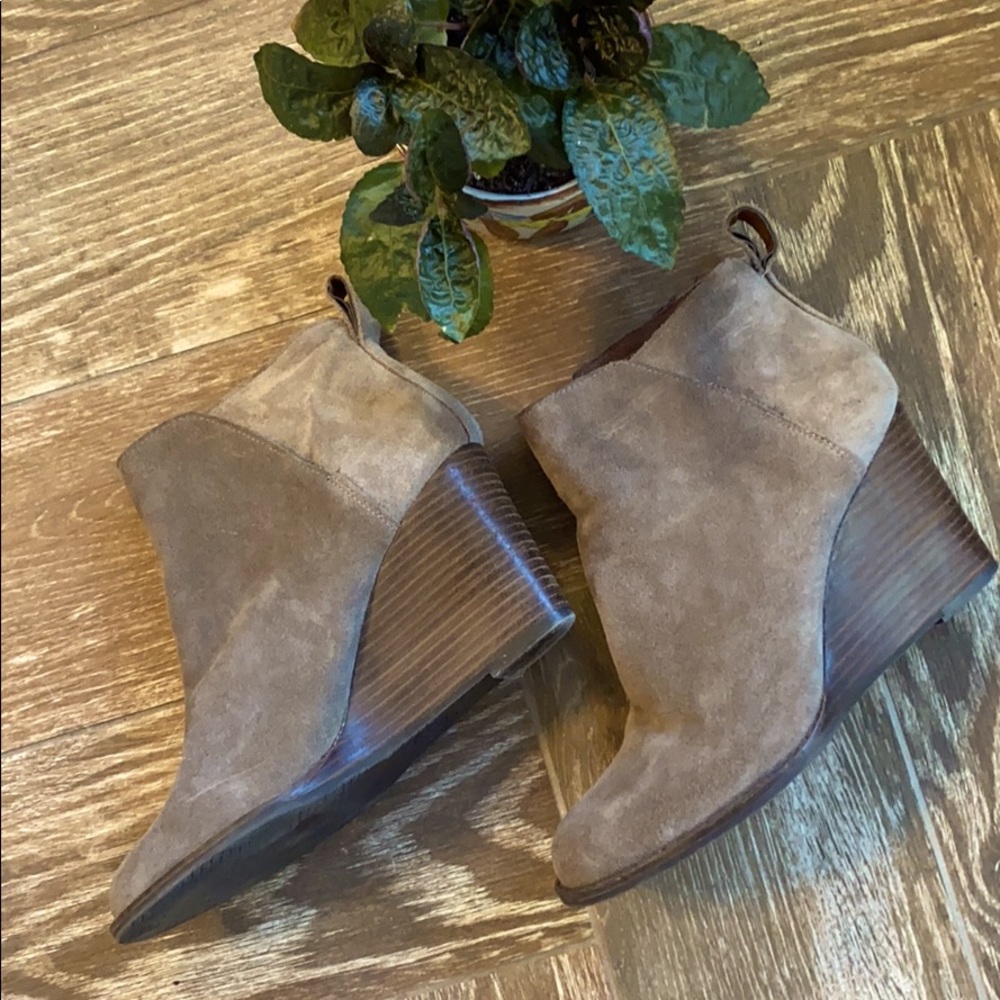 Lucky Brand Yezzah Bootie